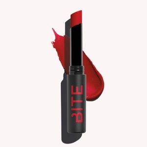 Bite Outburst Longwear Lipstain in Sangria Slush